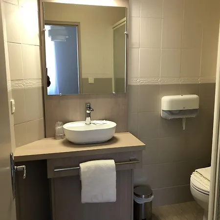 Le Roi Gourmand Hotel 2*