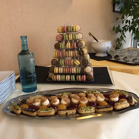 Le Roi Gourmand מלון 2*